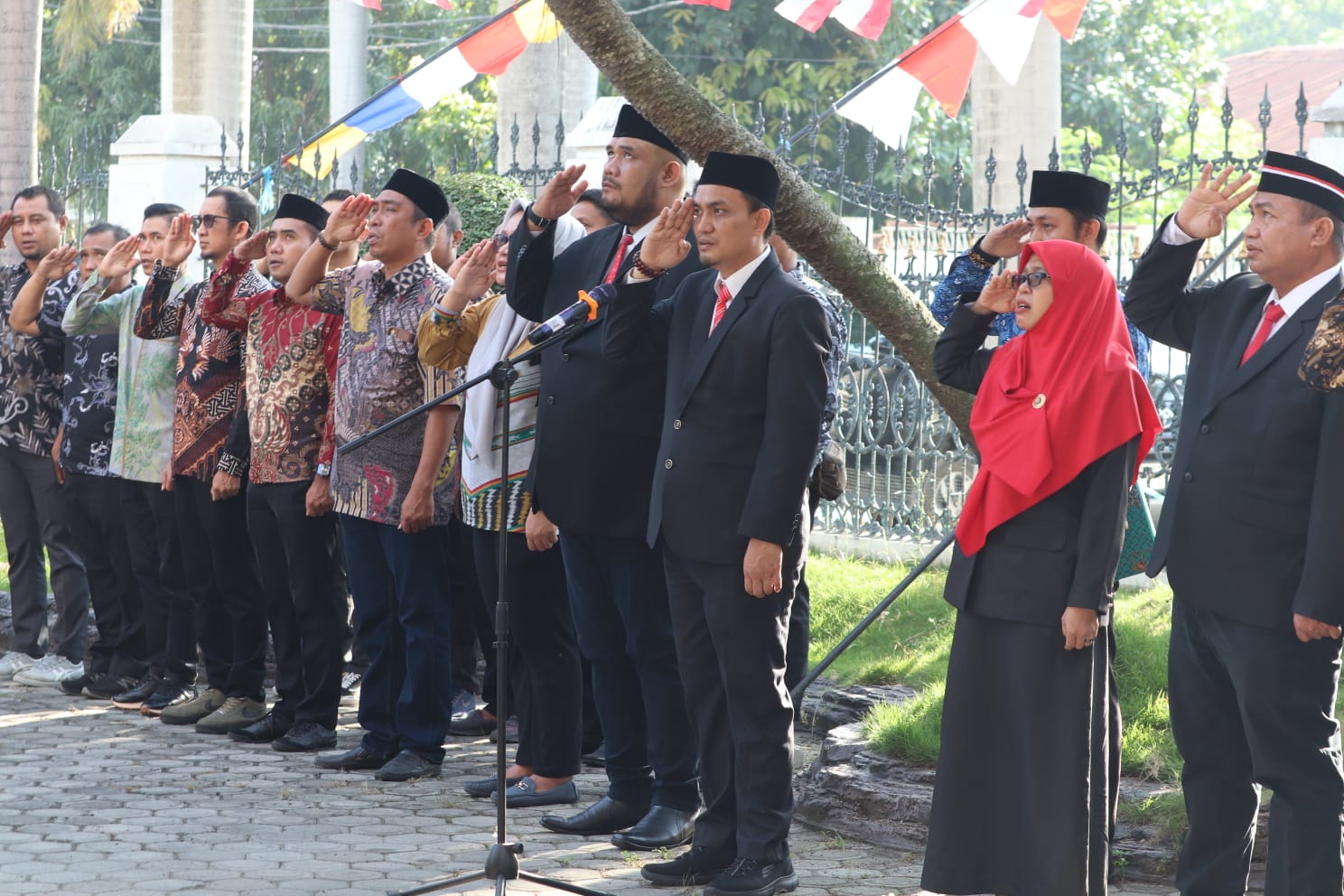 Bawaslu Sulteng Gelar Upacara Peringatan Hari Kemerdekaan RI ke-79