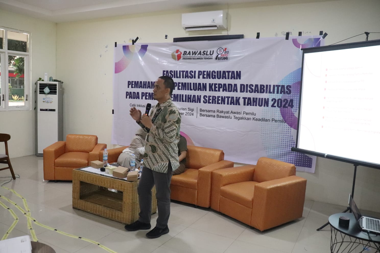 Bawaslu Sulteng Pastikan Hak Suara Penyandang Disabilitas Terpenuhi di Pilkada 2024