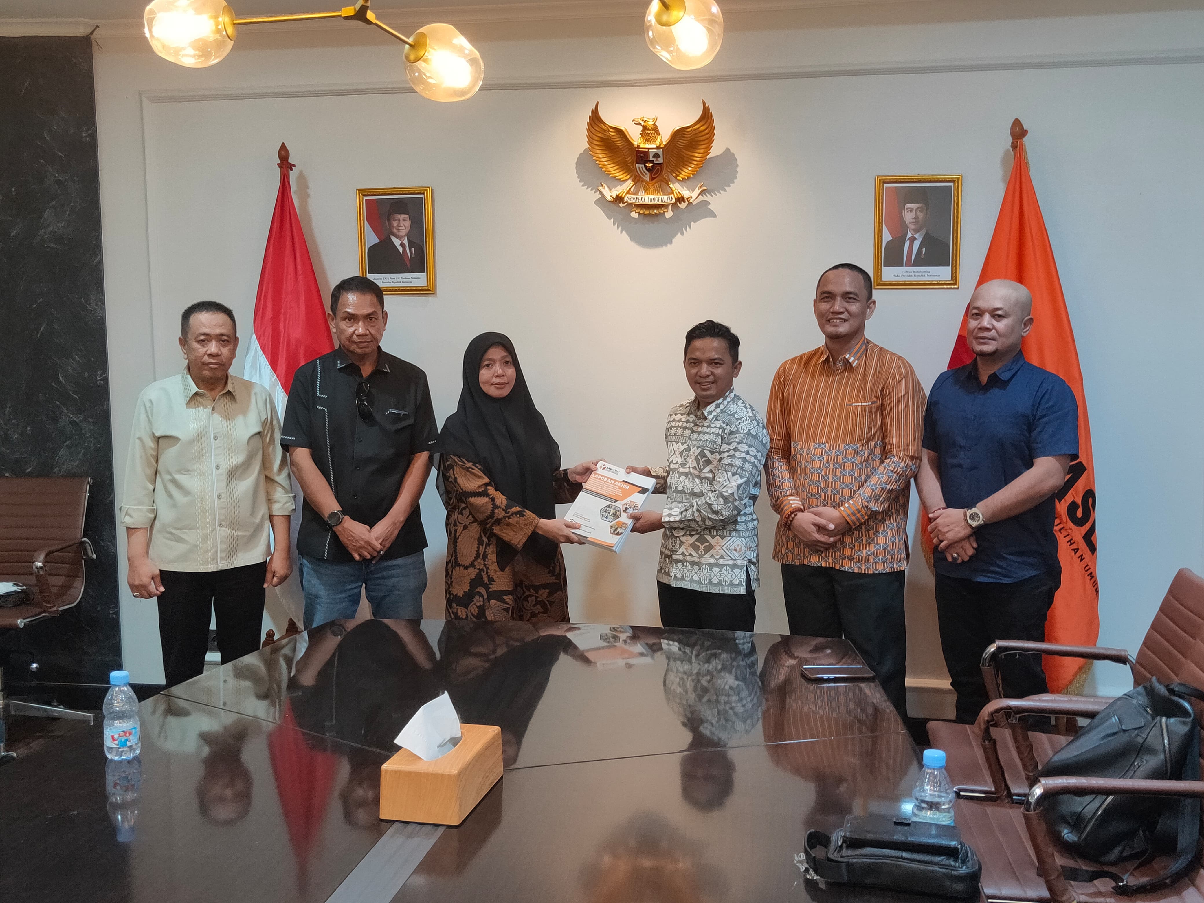 Bawaslu Sulteng Serahkan Laporan Akhir Pencegahan PSU Pasca Putusan MK ke Bawaslu RI