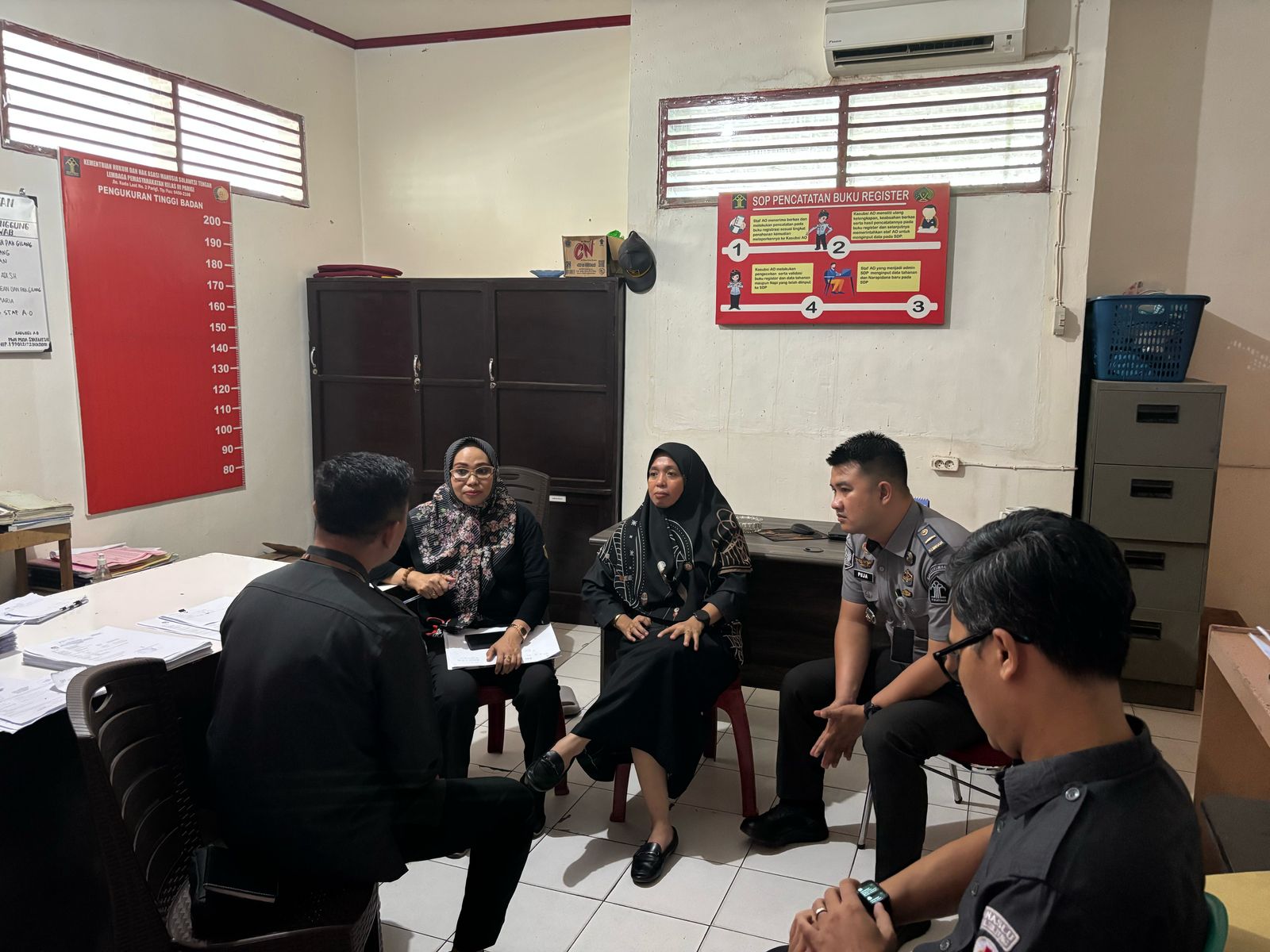 Kunjungi Lapas Kelas III Parigi, Dewi Pastikan Hak Pilih Warga Binaan Terpenuhi Saat PSU