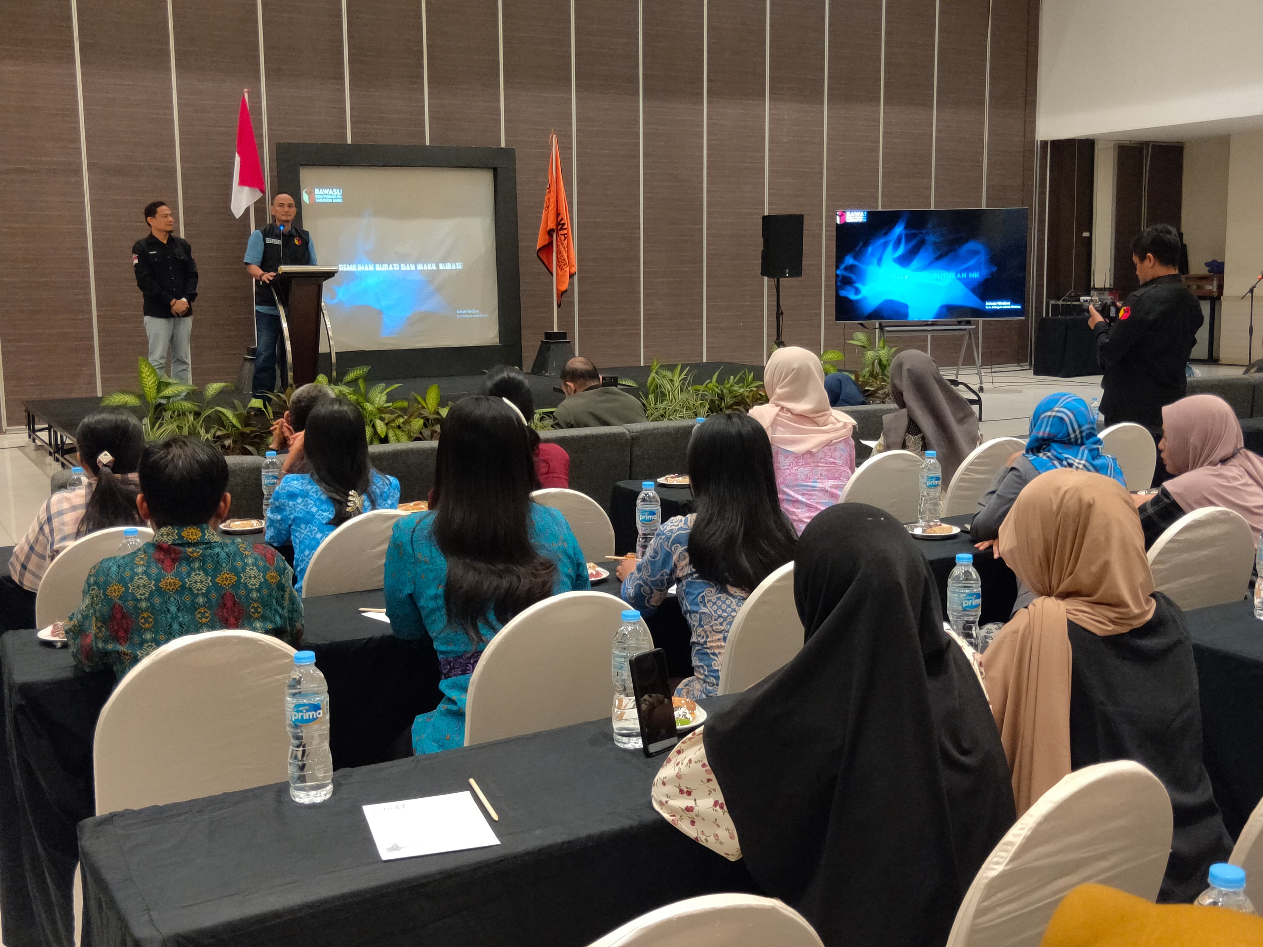 Nasrun Apresiasi Kerja Keras Pengawas dalam Mengawal PSU di Kabupaten Banggai