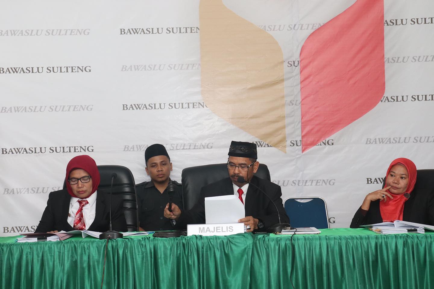 Majelis Terima Permohonan Bawaslu Sigi di Sidang Pendahuluan Administratif Pemilu