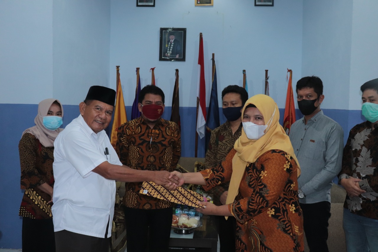 Bawaslu Sulteng Jalin Kerjasama Pengawasan Partisipatif dengan Universitas Tompotika