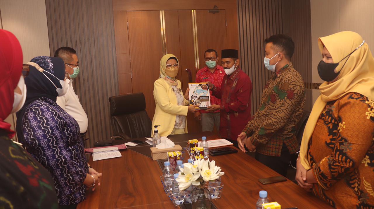 Bawaslu Sulteng Audiensi ke Ketua DPRD Prov. Sulteng