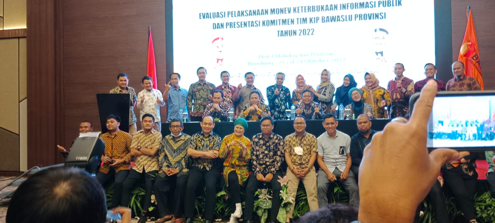 Bawaslu Sulteng Presentasikan Rencana Aksi dalam Monitoring Evaluasi Keterbukaan Informasi Publik