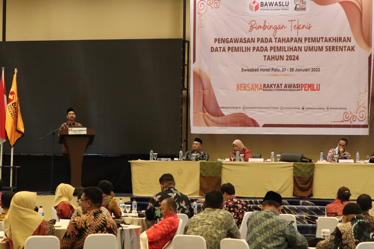 Ikhtiar Awasi Pemilu, Bawaslu Sulteng Ajak Jajaran Pengawas Pemilu Bersama Tingkatkan KapasitasÂ 
