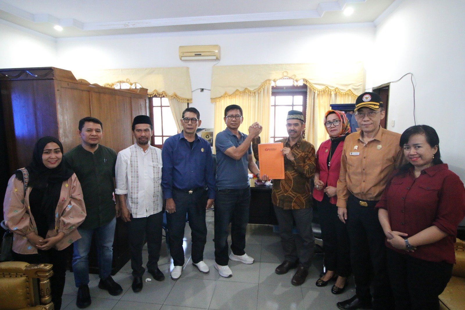 Bawaslu Sulteng Terima Kunjungan Kerja Komisi Informasi Sulawesi Tengah