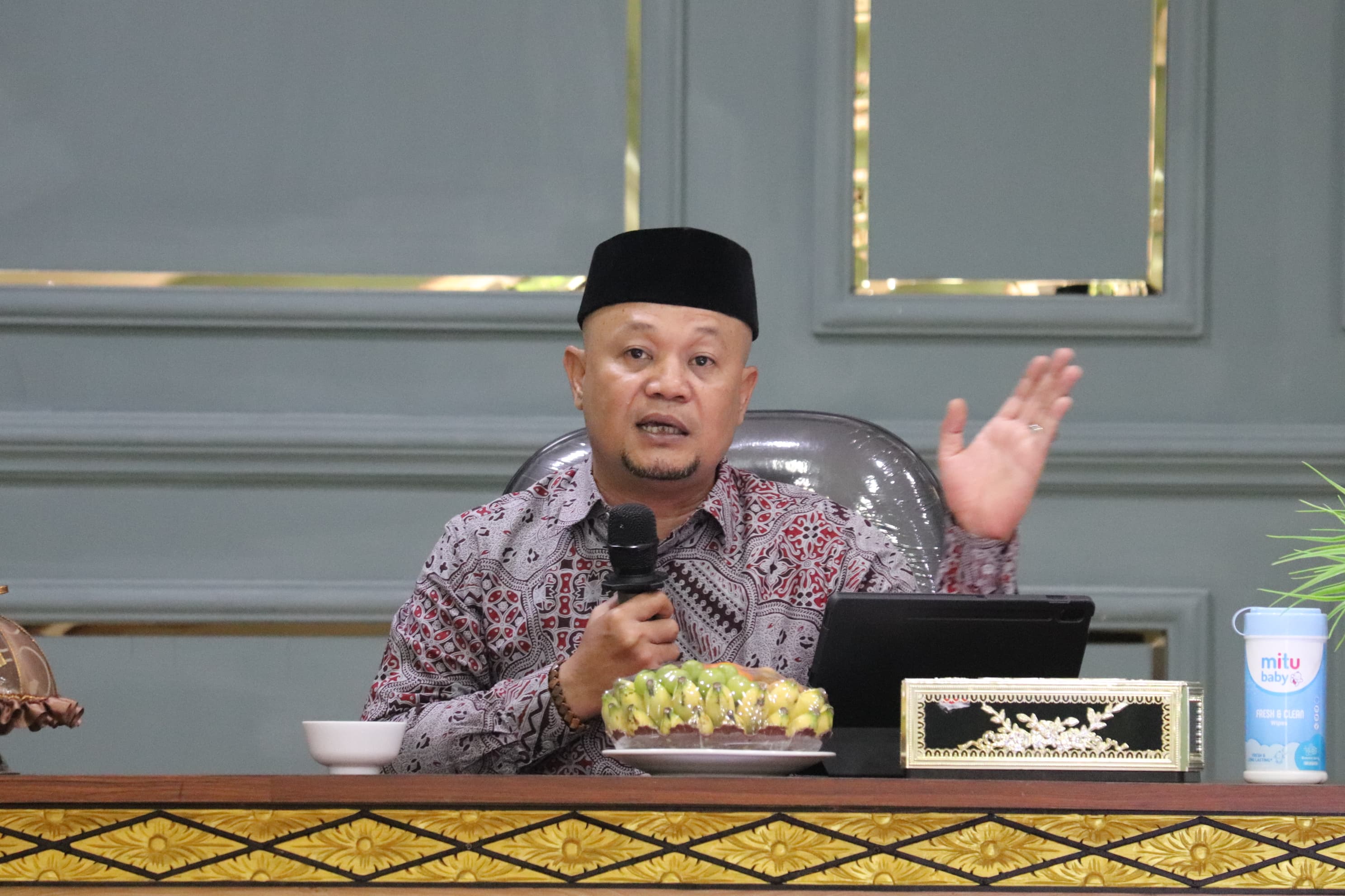 Ivan Sebut Isu Sara, Politik Identitas dan Politik Uang Jadi Tantangan Pengawas PemiluÂ 