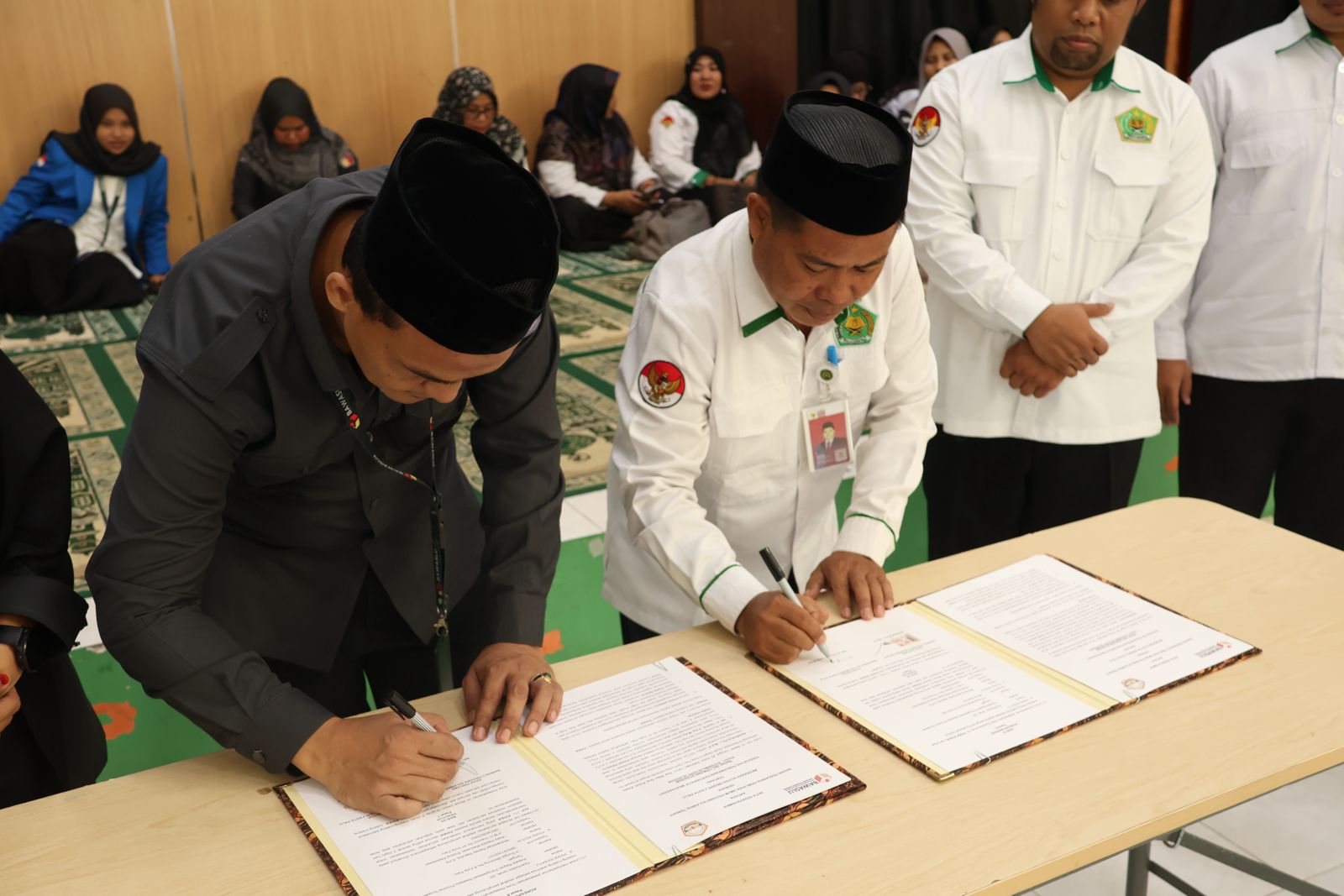 Bawaslu Sulteng dan MAN 2 Palu Teken MoU Edukasi Pemilu (1)
