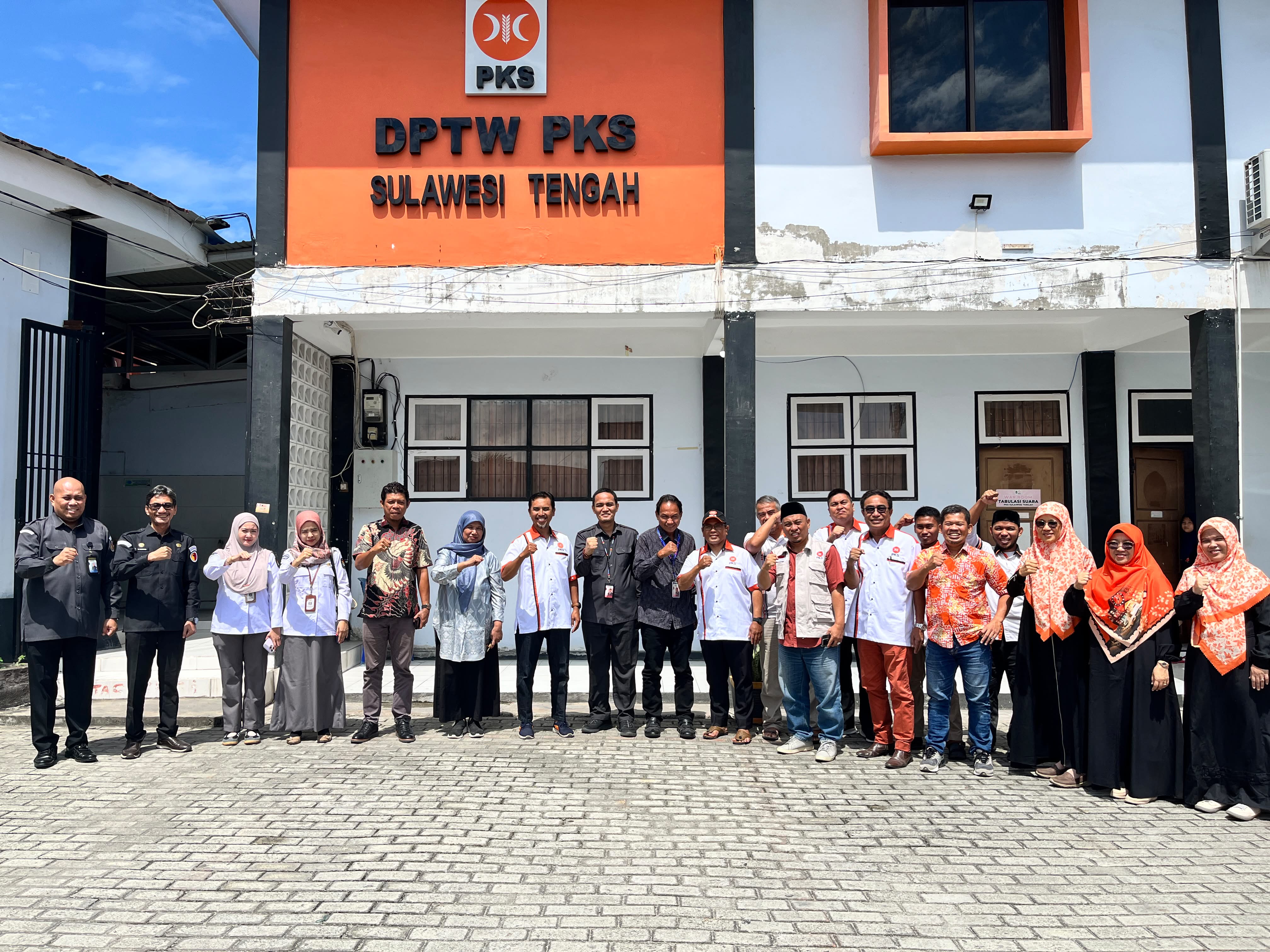 Nasrun dan Rasyidi Awasi Pemutakhiran Data Parpol