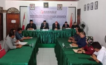 Bawaslu Kota Palu Gelar Musyawarah Penyelesaian Sengketa Balon Perseorangan Zainuddin Tambuala Dan Nursalam