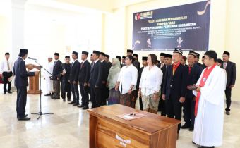 Bawaslu Morut Lantik Panitia Pengawas Kecamatan Pilkada 2020