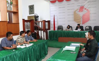 Bawaslu Sulteng Sidang Pelanggaran Administrasi Pemilu Gunakan Metode Acara Cepat