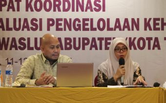Dewi : Humas Sebagai Wajah dan Corong Utama Dalam Penyebarluasan Informasi
