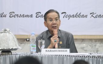 Longki Djanggola Ingatkan Bawaslu Sulteng Jaga Profesionalitas dan Netralitas