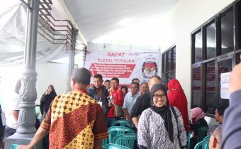 Bawaslu Pantau Langsung Rekapitulasi Perhitungan Suara Tingkat Kecamatan