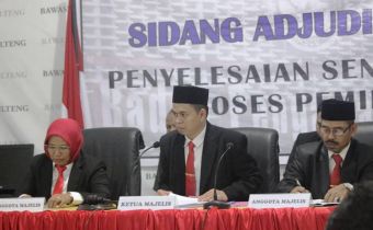 Sidang Adjudikasi Berlanjut, BAWASLU SULTENG Dengarkan Kesimpulan Kedua Pihak