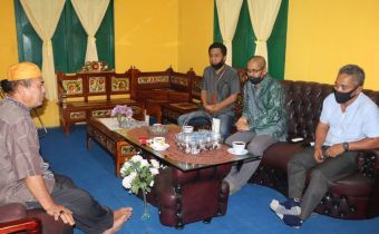 Sowan ke Raja Buol, Jamrin Harapkan Toko Masyarakat Turut Awasi Pilkada 2020