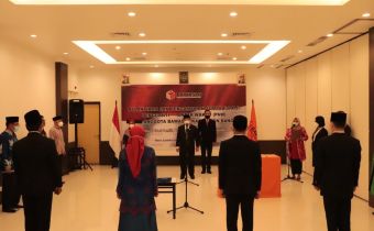 Lantik PAW Anggota Bawaslu Kabupaten Banggai, Abhan: Jaga Amanah