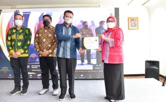 Bawaslu Sulteng Raih Predikat Informatif dalam Anugerah Keterbukaan Informasi Publik Bawaslu se- Indonesia