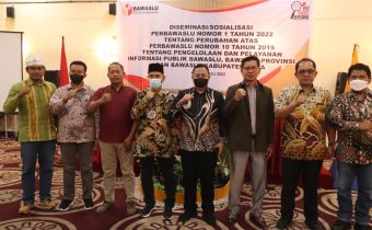 Perkuat Partisipasi Masyarakat dan Lembaga, Bawaslu Sulteng Teken MOU dengan Komisi Informasi, LPGAST, dan PERADA
