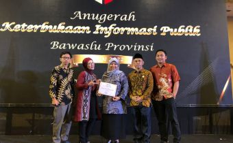 Bawaslu Sulteng Pertahankan Predikat Informatif Keterbukaan Informasi Publik Bawaslu Provinsi Tahun 2022