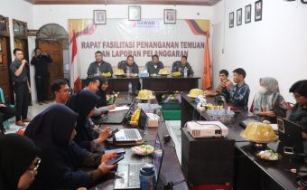 Bawaslu Sulteng Berikan Pelatihan Penggunaan SiGapLapor Kepada Bawaslu Kabupaten/Kota