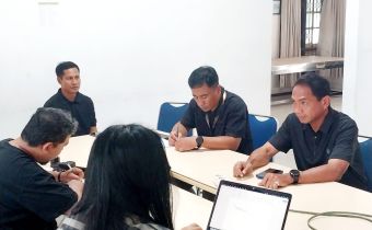 Bawaslu Sulteng Perkuat Kolaborasi Pengawasan dengan WALHI